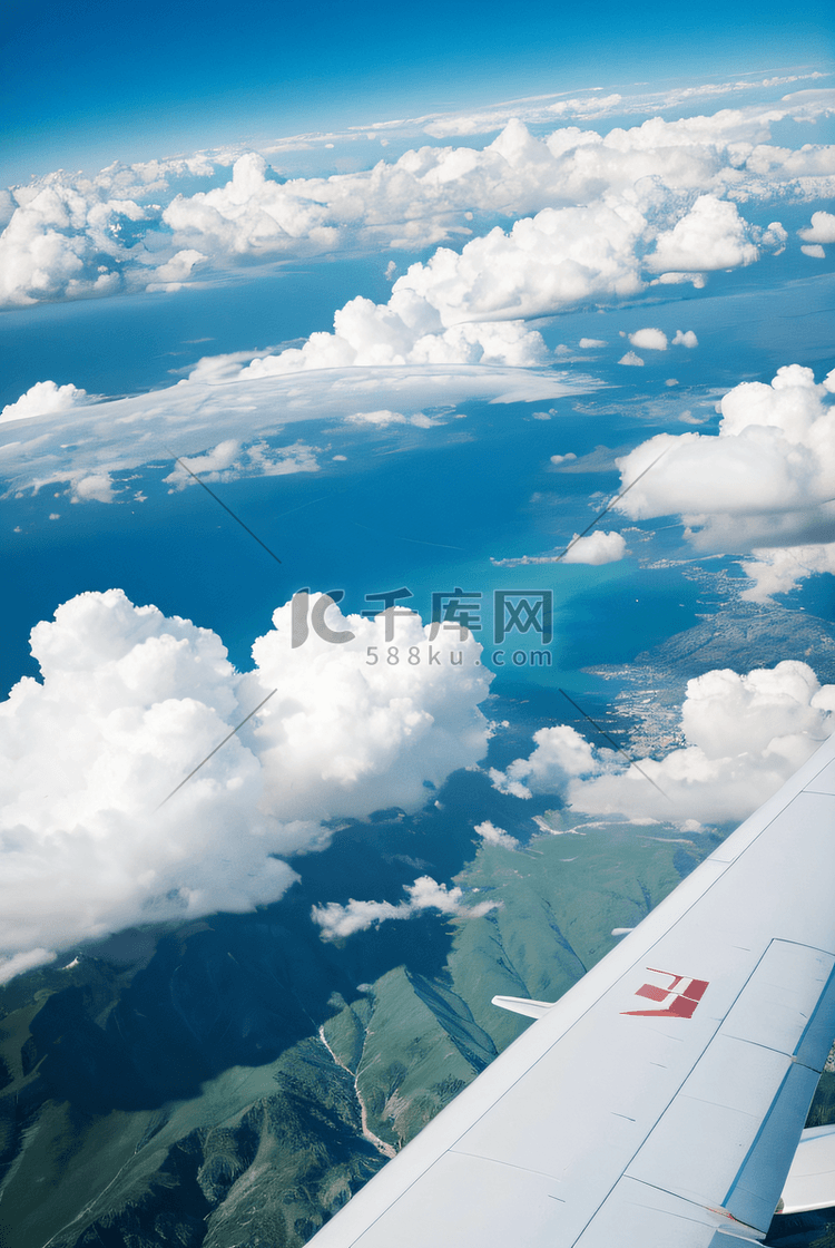 飞机窗户外的云朵摄影图片4