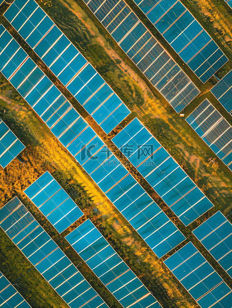 太阳能电池板农场俯瞰图