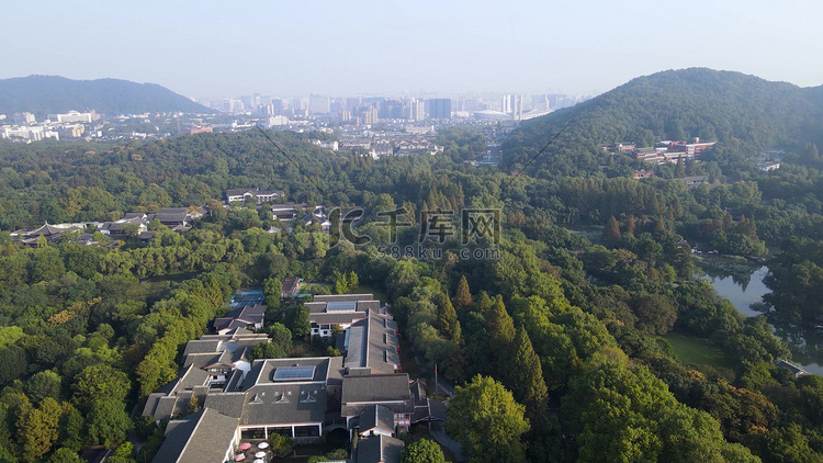 航拍杭州西湖旁古建筑风景