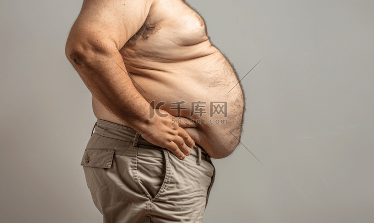 男性肥胖的肚皮
