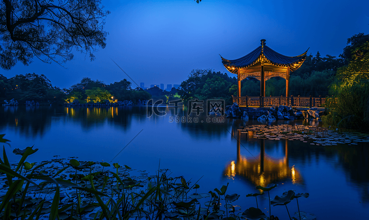 苏州夜山塘苏州旅游