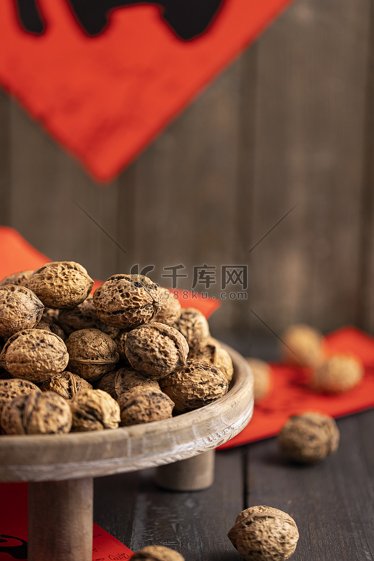 新年坚果食材核桃