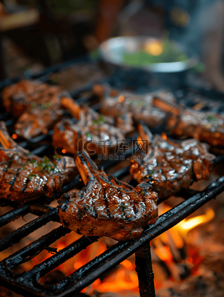 夏日夏天烤肉夜宵烧烤碳烤羊肉