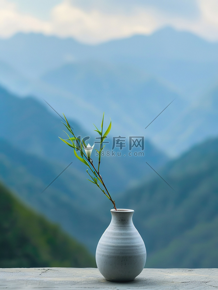 白色花瓶小竹叶插花高清摄影图