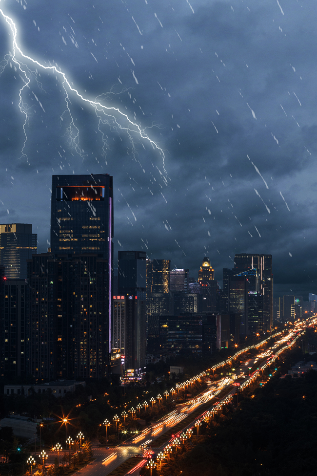 暴雨城市雷电防洪预警宣传背景图片