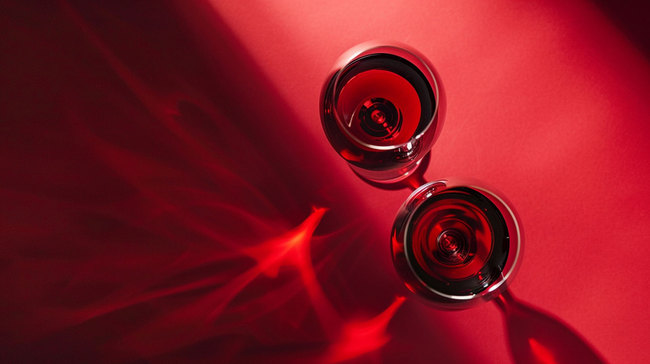 红酒高脚杯雅致合成创意素材背景图片