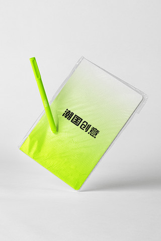 塑料箔纸海报模板_塑料透明包装样机文创笔袋文具
