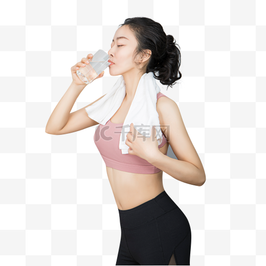 健身喝水的人图片