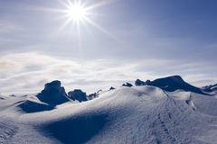 雪屋配乐音频素材_清洁工在车道上铲雪音效