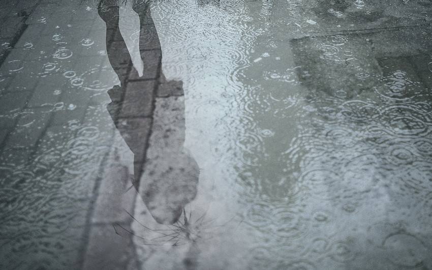 水流水花配乐音频素材_石头掉水水花音效