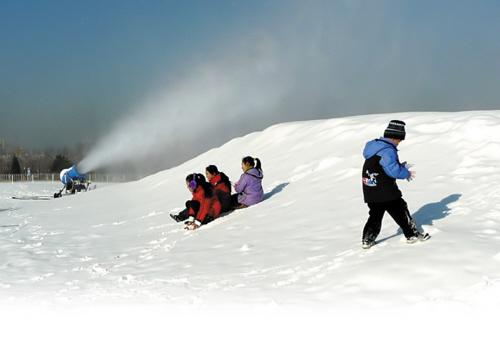 打雪仗卡通图片配乐音频素材_小朋友打雪仗的音效