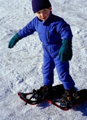 冬季防疫配乐音频素材_冬天滑雪磨手套的声音音效