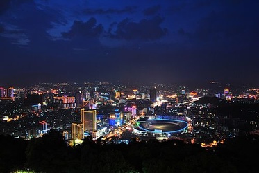 水配乐音频素材_城市车水马龙行人行走环境音效