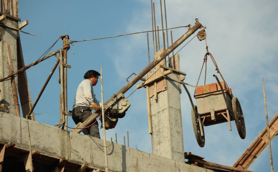 黑白建筑配乐音频素材_建筑工地小型机械运转音效