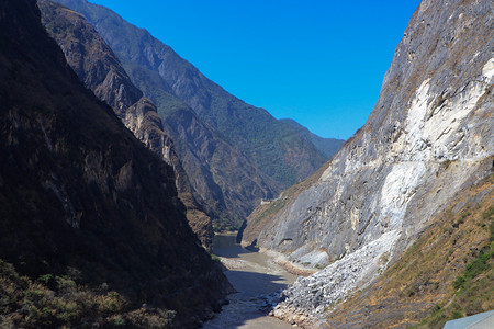 山川河流风光摄影图