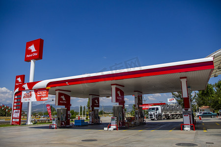 土耳其加油站摄影图