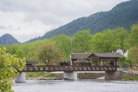 春天亭子摄影照片_春天山川树木河流木桥摄影图