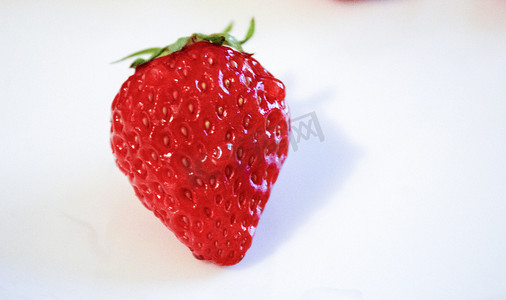 可口草莓摄影照片_草莓摄影图