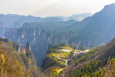 国家红巾摄影照片_张家界国家森林公园山脉摄影图