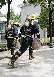 闪烁的消防警铃摄影照片_ 消防员摄影图