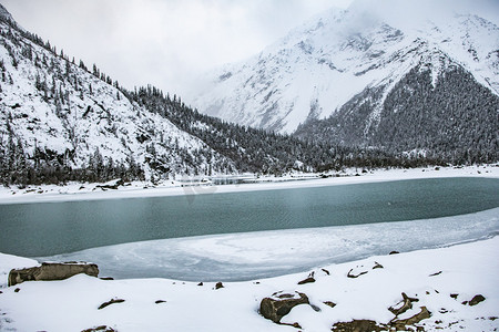 卷轴山水摄影照片_西藏雪山摄影图