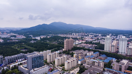 南京北站摄影照片_南京紫金山城市风光摄影图