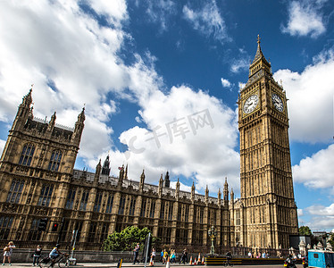 旅游留影摄影照片_英国伦敦大本钟伊丽莎白塔摄影图