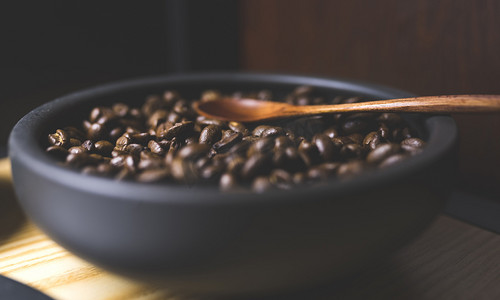 咖啡豆摄影照片_咖啡豆摄影图