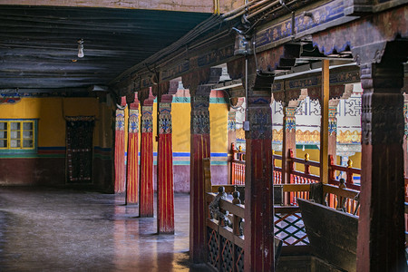 西藏寺院建筑景观摄影图