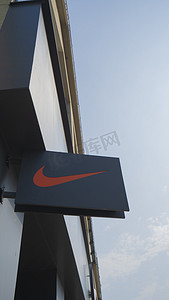 NIKE牌匾商业摄影图