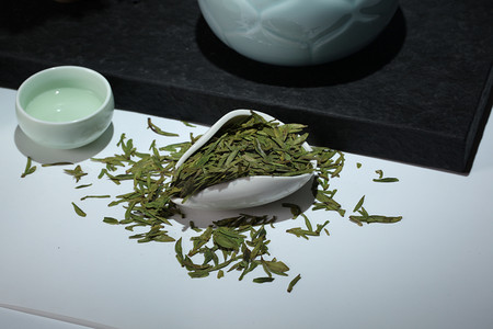 茶具摄影照片_羊脂玉白瓷茶具摄影图