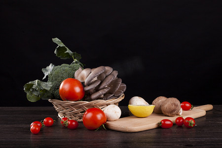 花食物摄影照片_ 新鲜平菇蔬菜摄影图