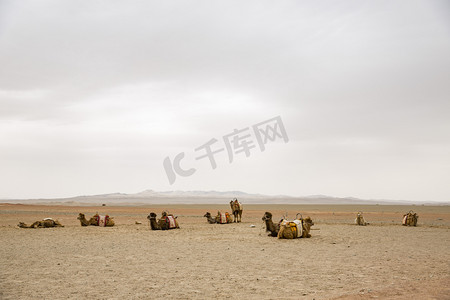 敦煌戈壁摄影照片_戈壁沙漠风景摄影图