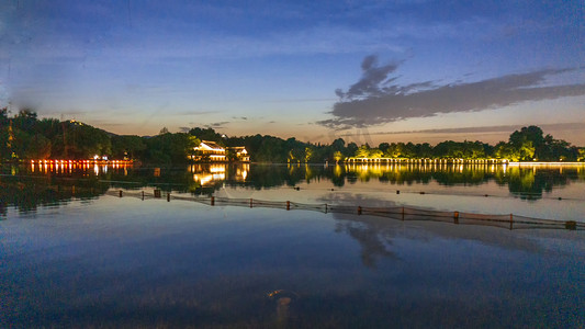 西湖夜景摄影图