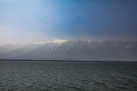 大理风景摄影照片_自然风景海景海岸线海水摄影图