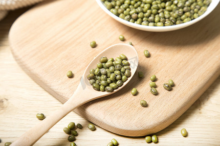 豆类食材绿豆摄影图