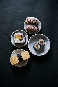 餐厅美食寿司饭团摄影图
