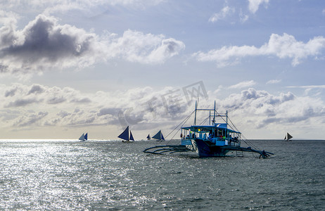 长滩岛螃蟹船摄影图