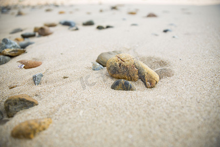 夏日海边风景摄影照片_海边沙滩摄影图