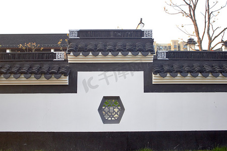 传统建筑摄影照片_中式传统建筑屋檐摄影图