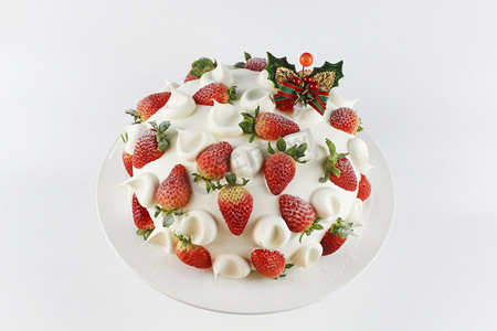 网红生日蛋糕摄影照片_草莓奶油生日蛋糕摄影图