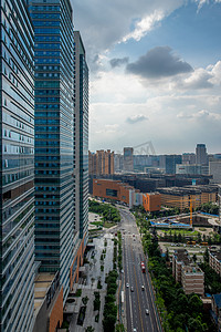 交通马路摄影照片_城市建筑摄影图