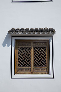 中式建筑建筑摄影照片_简约新中式窗户摄影图