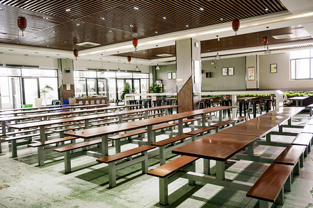 食堂的座位