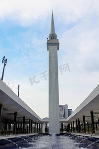 马来西亚国家清真寺高塔摄影图