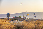 土耳其卡帕多奇亚热气球摄影图