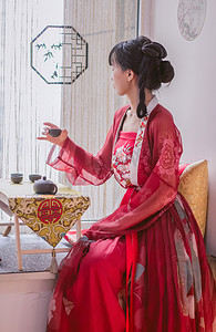 古风素色摄影照片_中国风女子喝茶场景图茶道