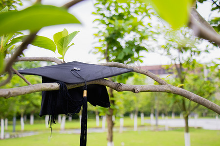 学士手绘摄影照片_毕业季帽子