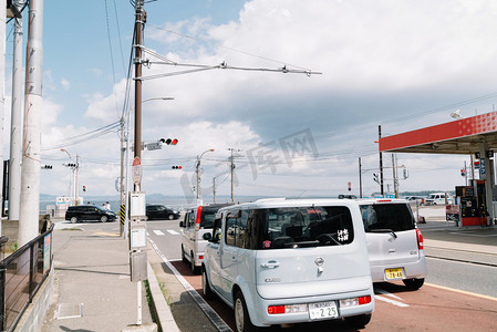 日系摄影照片_日本海岸城市街道夏日摄影图