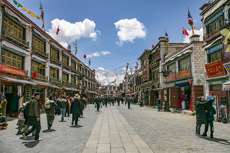 店铺摄影照片_西藏街头风景摄影图